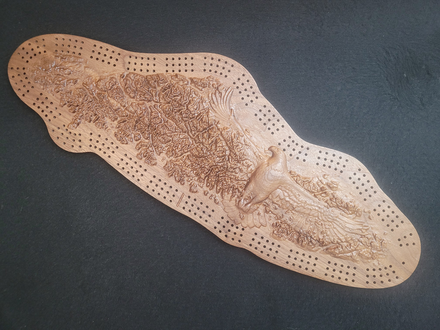 Eagle Island Cribbage in Black Walnut - 22"